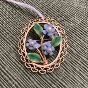 SOLD - Krementz ‘Forget-me-not' Floral pin w/Cultured Pearls, 14K Gold-plated